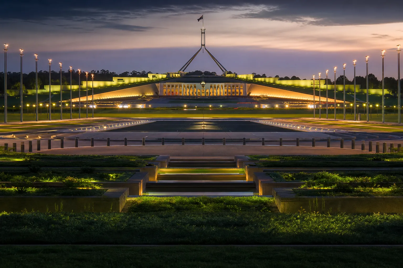 Editorial city guide graphic for Uptown Pokies Casino readers in Canberra, ACT